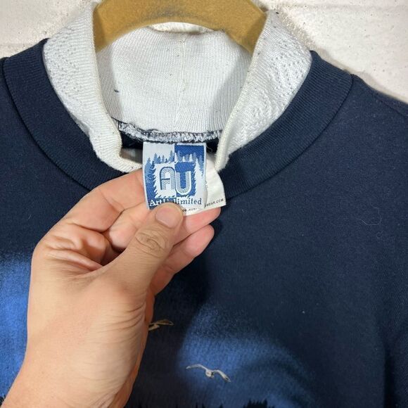 Vintage Nature Wraparound Sweatshirt - Picture 4 of 9